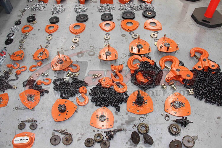 DAWSON GROUP LTD. MANUAL CHAIN HOIST CHAIN BLOCK LIFTING EQUIPMENT